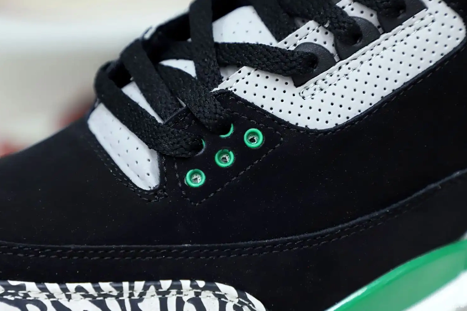 Kimikick PINE JORDAN 3 GREEN AIR 0821